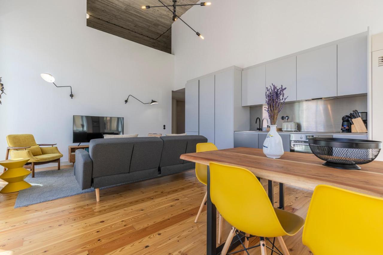 Glamorous 3Bdr Apartment In City Center By Lovelystay Lisbon Luaran gambar