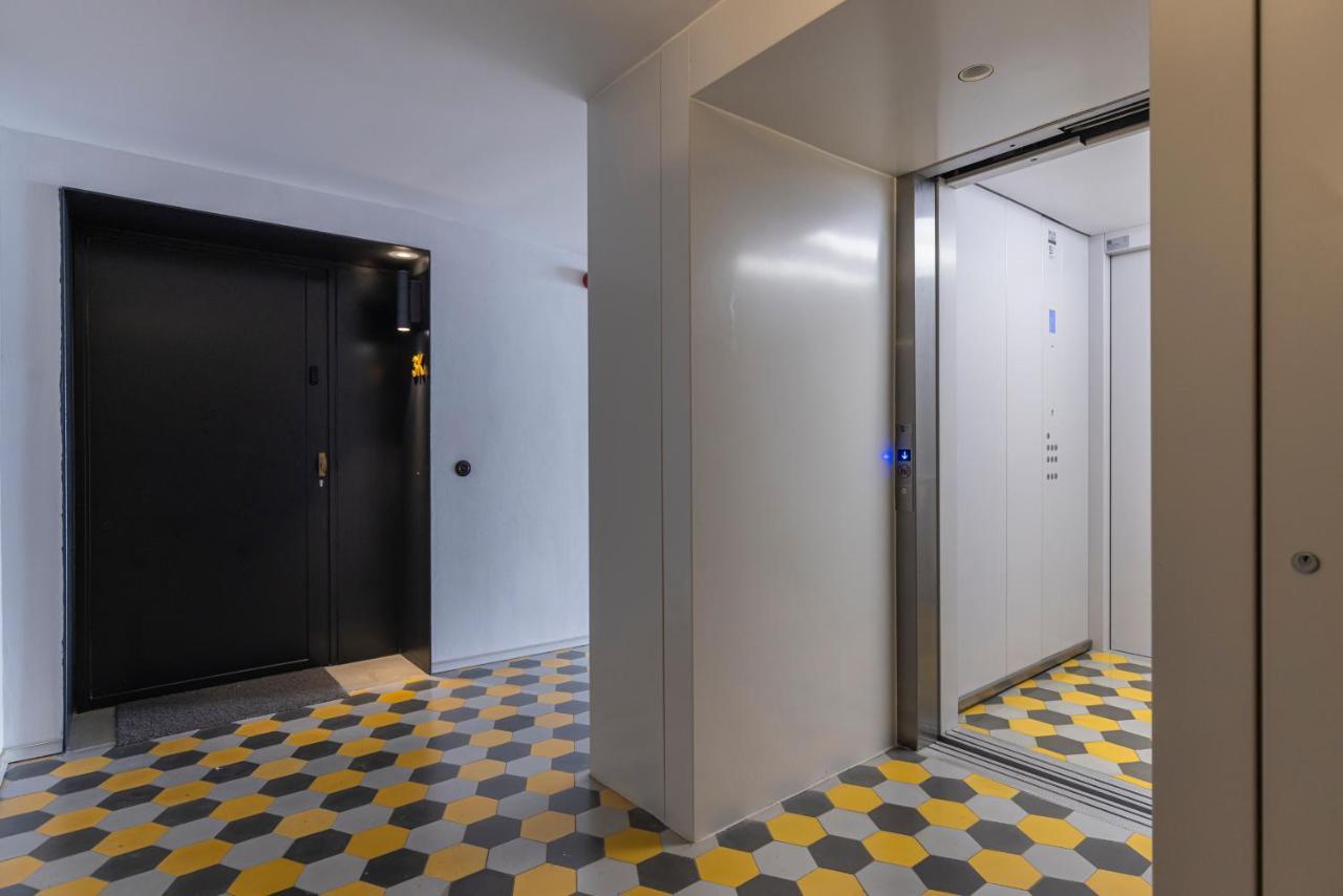 Glamorous 3Bdr Apartment In City Center By Lovelystay Lisbon Luaran gambar