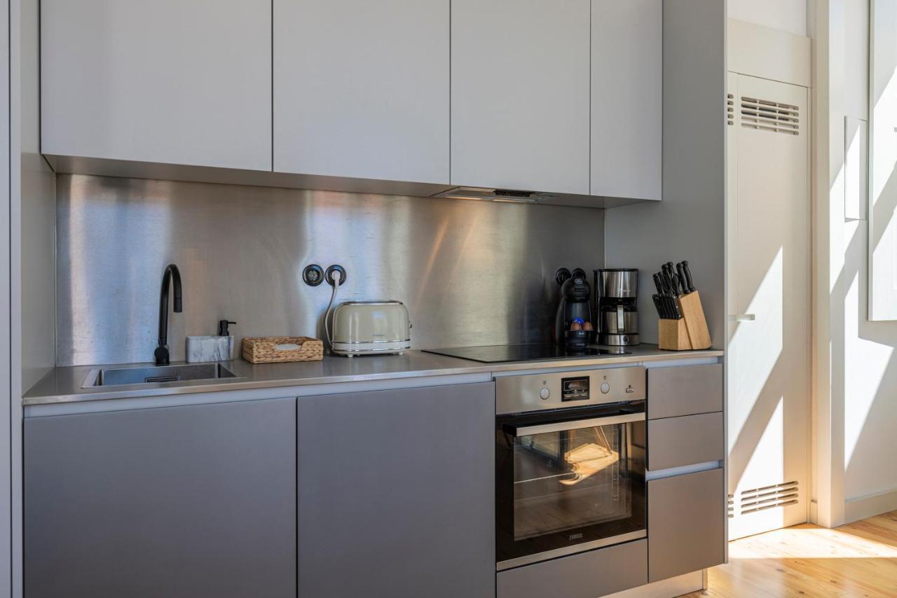 Glamorous 3Bdr Apartment In City Center By Lovelystay Lisbon Luaran gambar