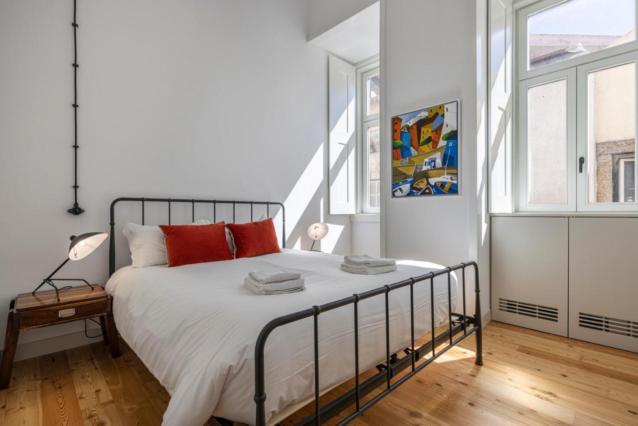 Glamorous 3Bdr Apartment In City Center By Lovelystay Lisbon Luaran gambar