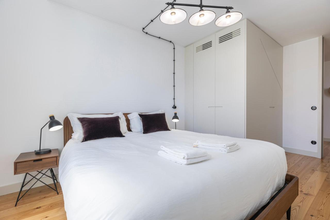 Glamorous 3Bdr Apartment In City Center By Lovelystay Lisbon Luaran gambar