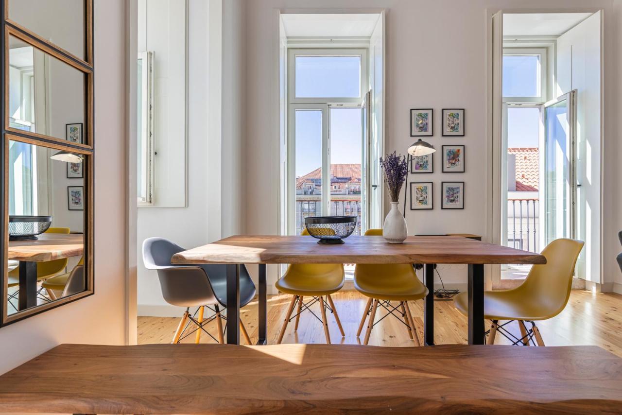 Glamorous 3Bdr Apartment In City Center By Lovelystay Lisbon Luaran gambar