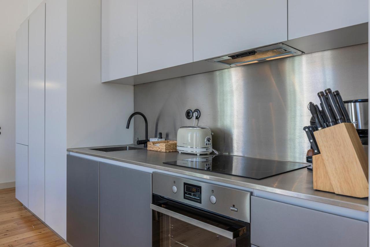 Glamorous 3Bdr Apartment In City Center By Lovelystay Lisbon Luaran gambar